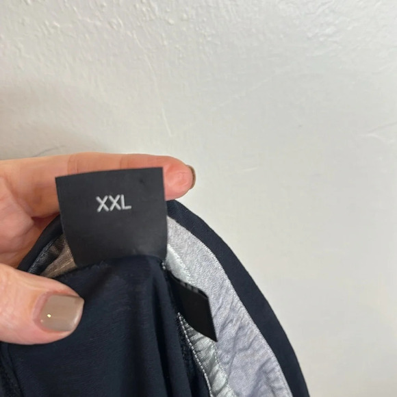 HUGO BOSS MENS BUTTON DOWN SHIRT REGULAR FIT SIZE XXL 100% COTTON NAVY BLUE - Picture 10 of 10